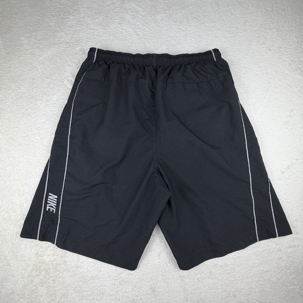 Vintage Nike Athletic Mesh Lined Reflective Swoosh/Piping‎ Men's Size L Shorts